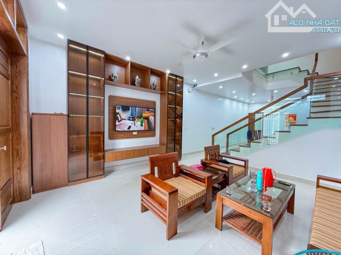 🔥 CHỦ HẠ GẤP 500 TRIỆU – CÒN 19 TỶ 🔥 300m2🏡 NHÀ MẶT TIỀN TRẦN CAO VÂN – NGANG 7,7M 📍