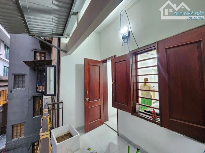 BÁN CĂN HỘ TÔNG ĐẢN - TRUNG TÂM HOÀN KIẾM - LÔ GÓC 2 THOÁNG - VIEW PHỐ - NGAY HỒ GƯƠM