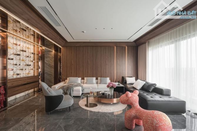 BÁN NHÀ VIỆT HƯNG – PHƯỜNG VIỆT HƯNG – 77M² – 5 TẦNG – 8.8 TỶ – THANG MÁY NHẬP