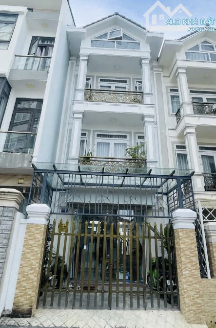 🔥 GIẢM NGAY 1,2 TỶ – NHÀ PHỐ HẺM XE HƠI PHÙ ĐỔNG THIÊN VƯƠNG, ĐÀ LẠT 🔥