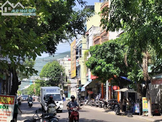 CHÍNH CHỦ BÁN NHÀ MẶT TIỀN ĐƯỜNG NGUYỄN LỮ – TP. QUY NHƠN
