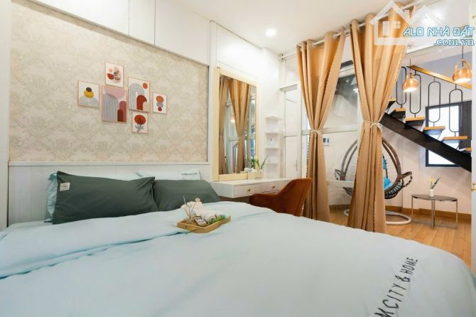 BÁN NHÀ PHỐ NGUYỄN THỊ MINH KHAI QUẬN 1 30M2 4 TẦNG HẺM Ô TÔ GIÁ 10.8 TỶ