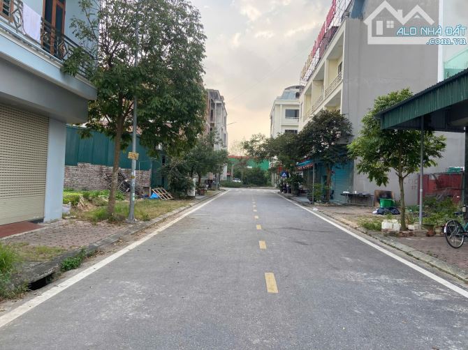 💌Bán Biệt Thự KDT Mạnh Đức Victory, Từ Sơn, Mt 10m Dt 192m2 Giá 19.5 Tỷ