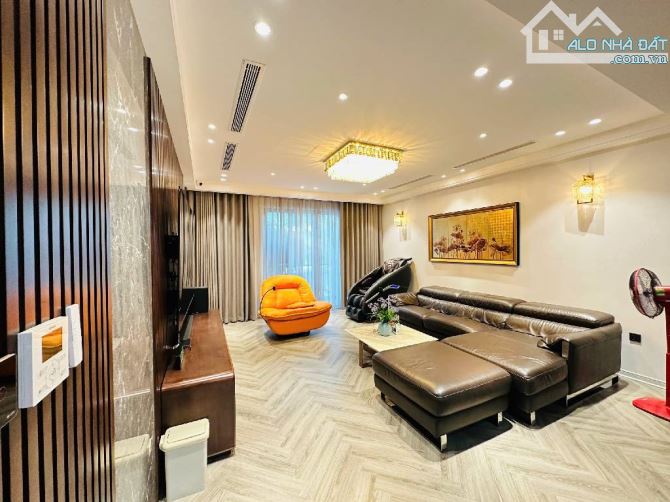 BÁN NHÀ ĐÀM QUANG TRUNG, PHƯỜNG LONG BIÊN 92M2, 7 TẦNG, 11.9 TỶ, THANG MÁY, Ô TÔ