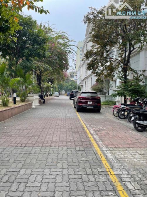 BIỆT THỰ HUYNDAI HILLSTATE HÀ ĐÔNG LÔ GÓC 190M 4 TẦNG GIÁ 49 TỶ