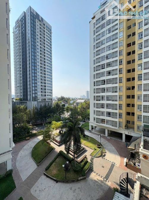 Bán căn góc 91m2 Sky Garden - Phú Mỹ Hưng - 3 phòng ngủ đầy đủ nội thất