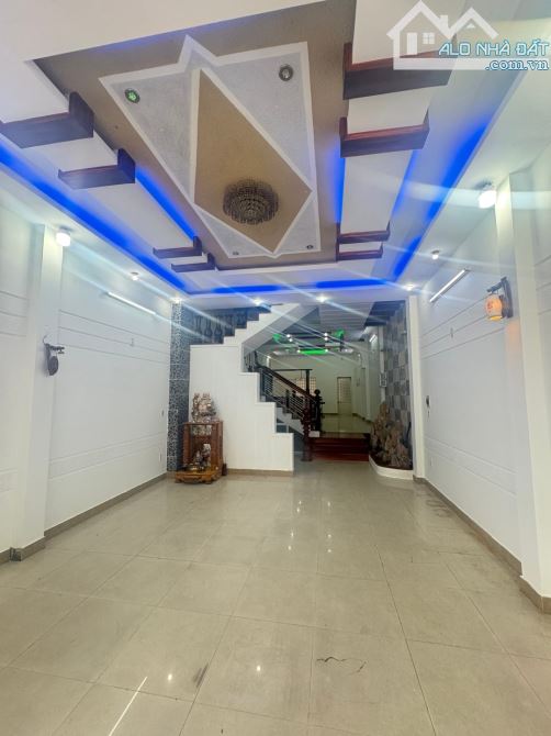 Nhà 3 tầng đường 10,5m Ngô Tất Tố nhưng giá chỉ bằng đường 5,5m