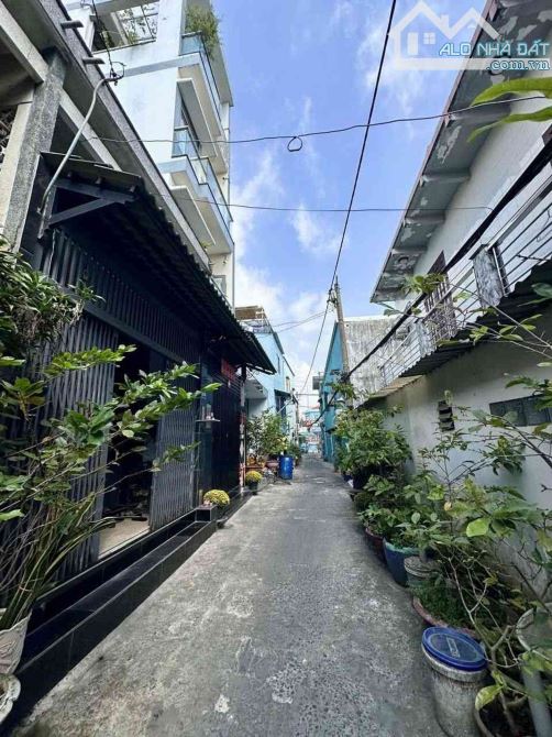 Bán nhà đẹp 42m2 3 phòng ngủ P.Phú Định Quận8-hẻm thoáng-koQH-chủ thiện chí bán