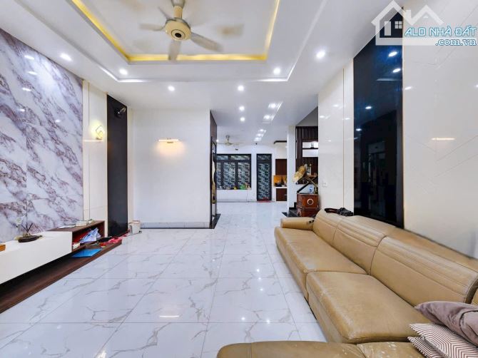 Băn nhà 4 Tầng 135 M 8ty1 Phương Lưu Đông Hải 1 Hải An