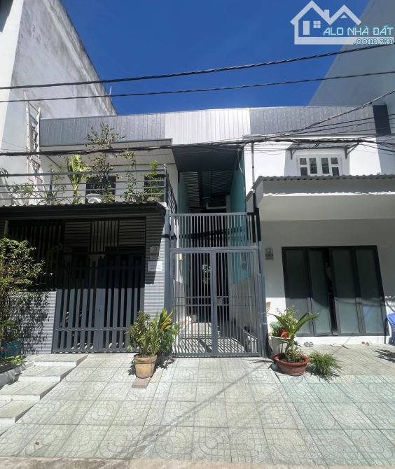 Dãy trọ sát quận 7, 190m2 , dòng tiền 45tr/ tháng , hơn 8 tỷ