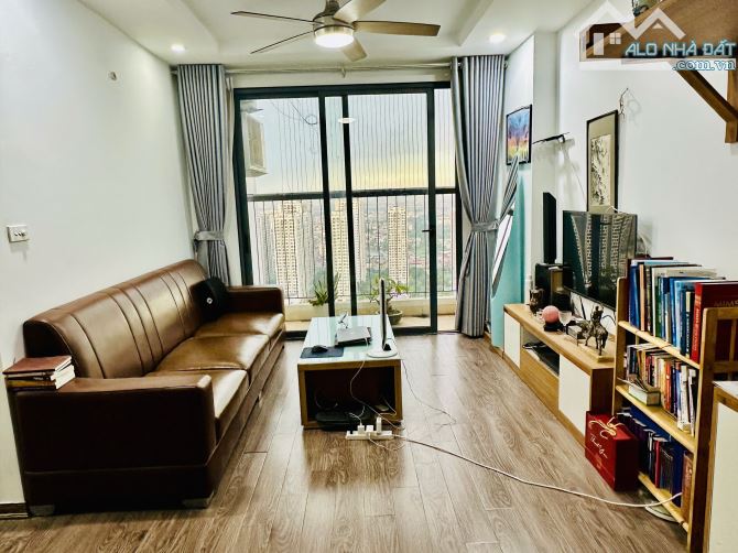 Cần bân chung cư Đền lừ, Tân Mai, Vĩnh Hoàng, 55m2 gồm 2 ngủ 1 vs Giá 3.2 tỷ( ctl).