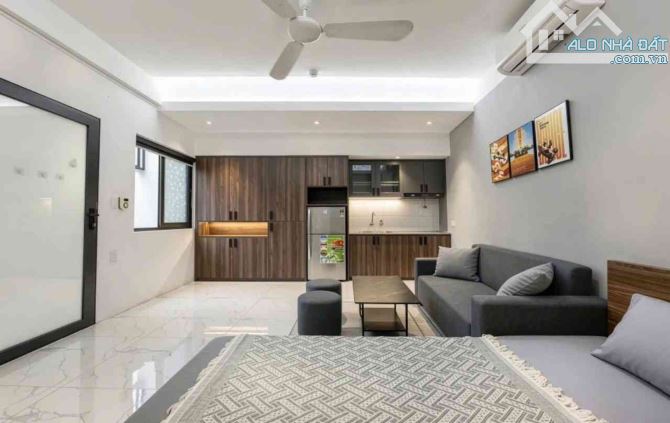 Bán nhà ngõ 523 Minh Khai, Phường Vĩnh Tuy, 54m2, mặt tiền 6.7m, ô tô 5 chỗ vào nhà, 9.5ty