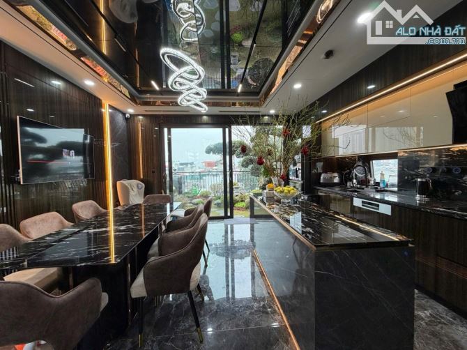 Siêu Phẩm Lô Góc Thang Máy, Lò Đúc , Hai Bà Trưng. 52M 8T MT 5,2m 4N Giá 22 tỷ