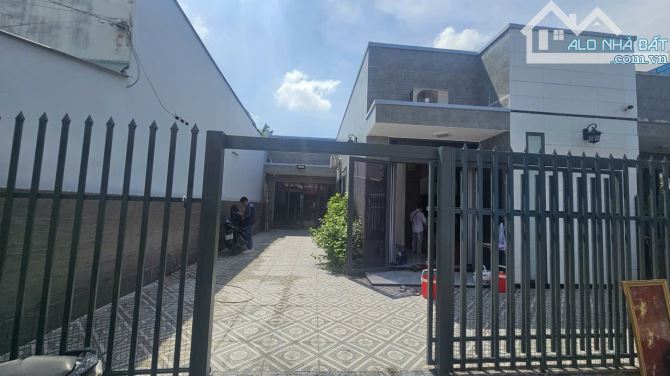 Bán Hoặc Cho Thuê🔥👉Nhà Vườn 179,8m2 (Ngang 9m) gần Ngã Ba Cây Điệp, hẻm ra ĐT743B 200m