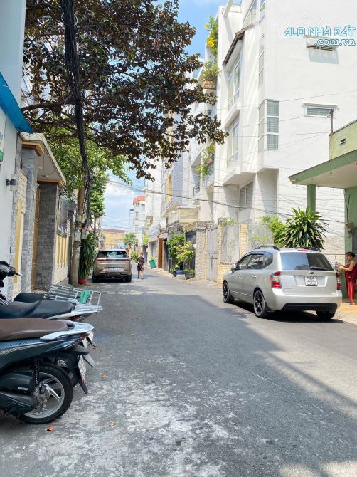 Giảm Sâu Bán Gấp!!Hàng Hiếm Mặt Tiền Kinh Doanh K300, Tân Bình- Ngang 5m- 3Tầng- Chỉ 13.8