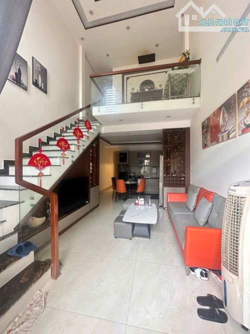 🔥HÀNG HIẾM CHỈ 3,15 TỶ – NHÀ 2 TẦNG TRƯỜNG CHINH, 61M² – GẦN CHỢ TÂN AN! 🏡