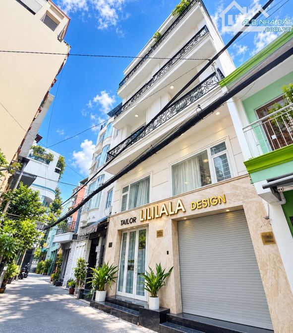 Hạ Giá còn 13 Tỷ - Bán Gấp HXH Phan Đình Phùng Ngay Bờ Kè Trường Sa - DT 8x15m - 4 Tầng