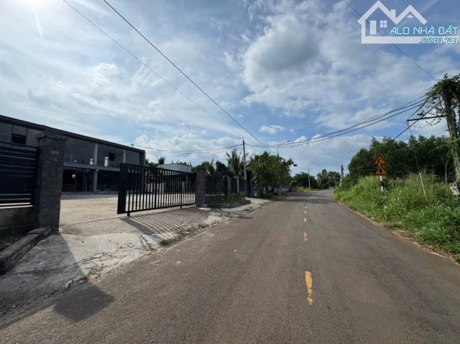 Bán xưởng thống nhất 3100m2 có skc giá ngộp chỉ 17ty5 quá rẻ