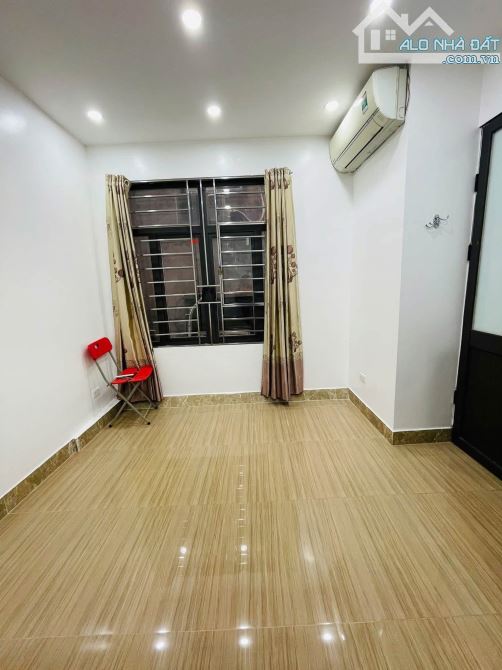 🔥 GIẢM SỐC 450 TRIỆU – NHÀ ĐẸP NGUYỄN NHƯ ĐỔ – ĐỐNG ĐA – CHỈ CÒN 2.45 TỶ
