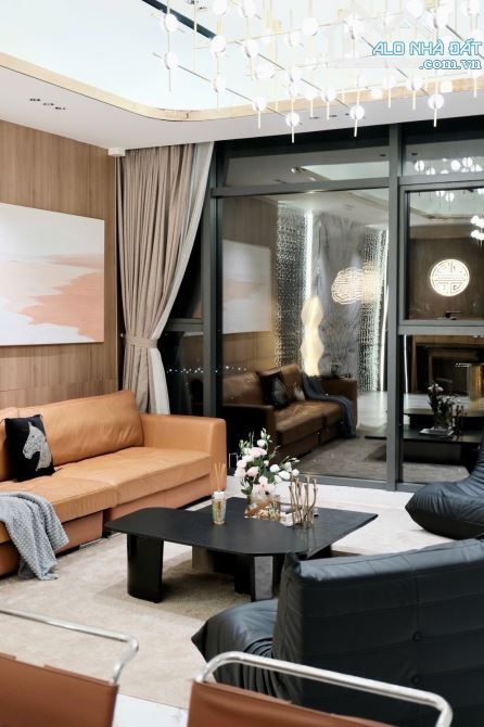 Chỉ 7.9 tỷ có căn The Wisteria 145m, 4 phòng ngủ, tặng toàn bộ nội thất, giá quá rẻ
