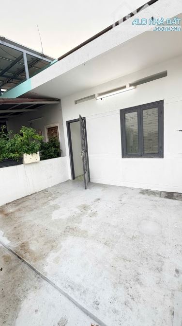 HXH 6x20 CMT8, Tân Bình, giá 11.5 tỷ Gần Chợ Phạm Văn Hai, Hoàng Sa