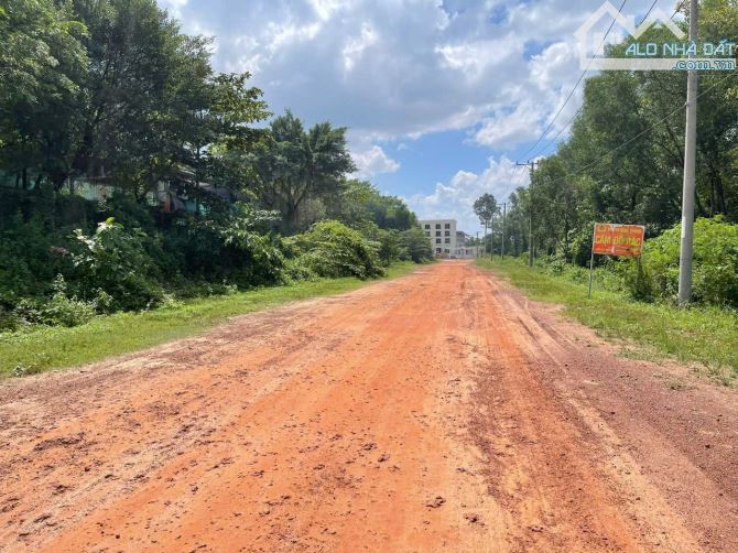 ✓B.án đất quy hoạch (SKC ) thuộc Tân An .Đồng Nai. ▪️Diện tích khuôn viên : 6000m2 , diện