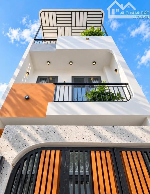 Hiếm! Bán Nhà Bình Thạnh - Hoàng Hoa Thám - Giáp Quận 1 - 3 Tầng - 50m2 - 4PN 4WC