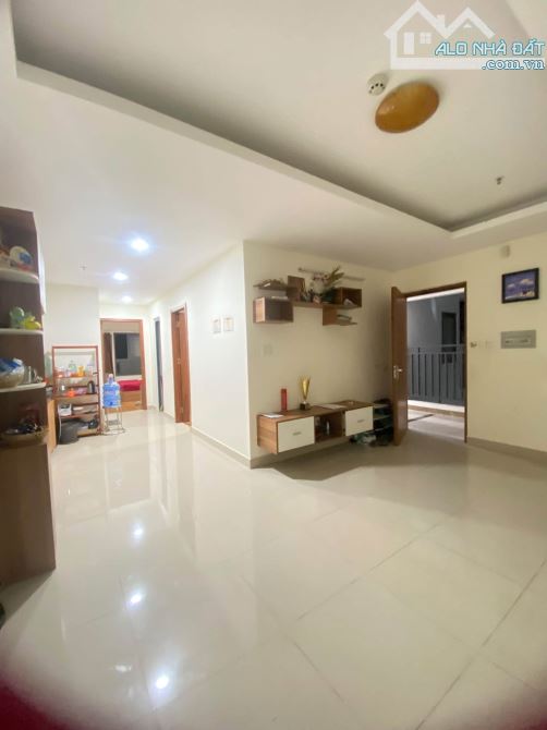 Bán căn hộ thương mại chung cư thịnh phát tầng 4 dt 60m2 giá 1ty300