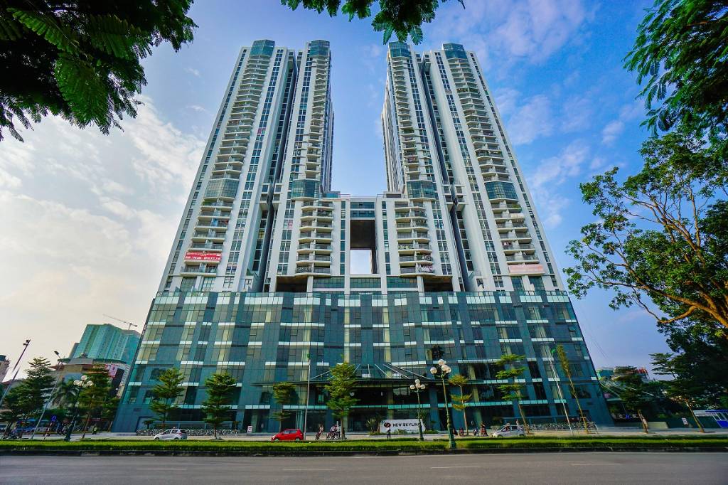 Bán căn hộ lô góc cao cấp 3PN New Skyline, Nguyễn Khuyến, 136m2 cạnh ga Văn Quán