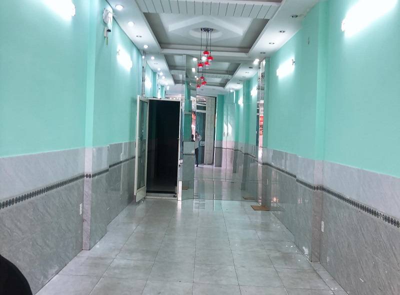 Bán nhà mặt tiền kinh doanh Nguyễn Thái Bình, P. Tân Sơn Nhất, TPHCM, 72m2, 3 tầng, 6 pn