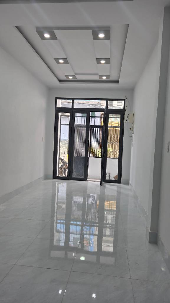 Bán nhà Kênh Nước Đen Bình Tân, HXH 6m, gần AEON, nhà mới đẹp, giá 4,35 tỷ