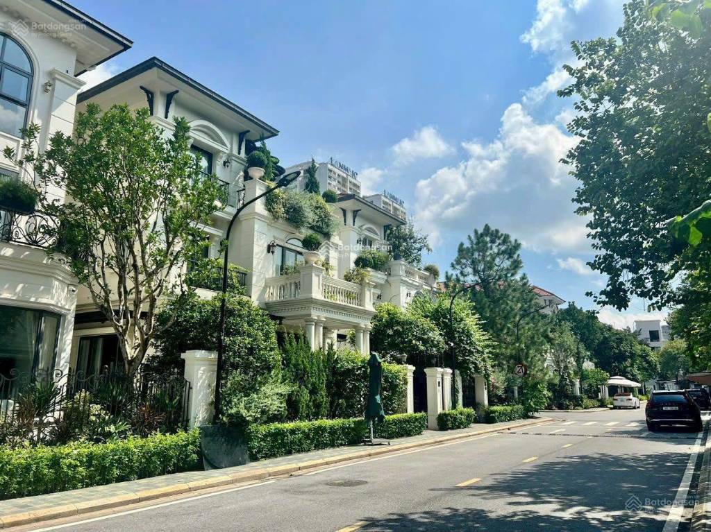 Bán biệt thự khu A KĐT Dương Nội nam cường, dt 180m2, xây 4 tầng, giá rẻ 36 tỷ bán nhanh