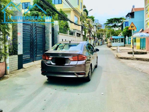 Diện tích khủng, 2 mặt hẻm thông thoáng, Quang Trung Gò Vấp, 68m2, nhà mới chỉ 4 tỷ.