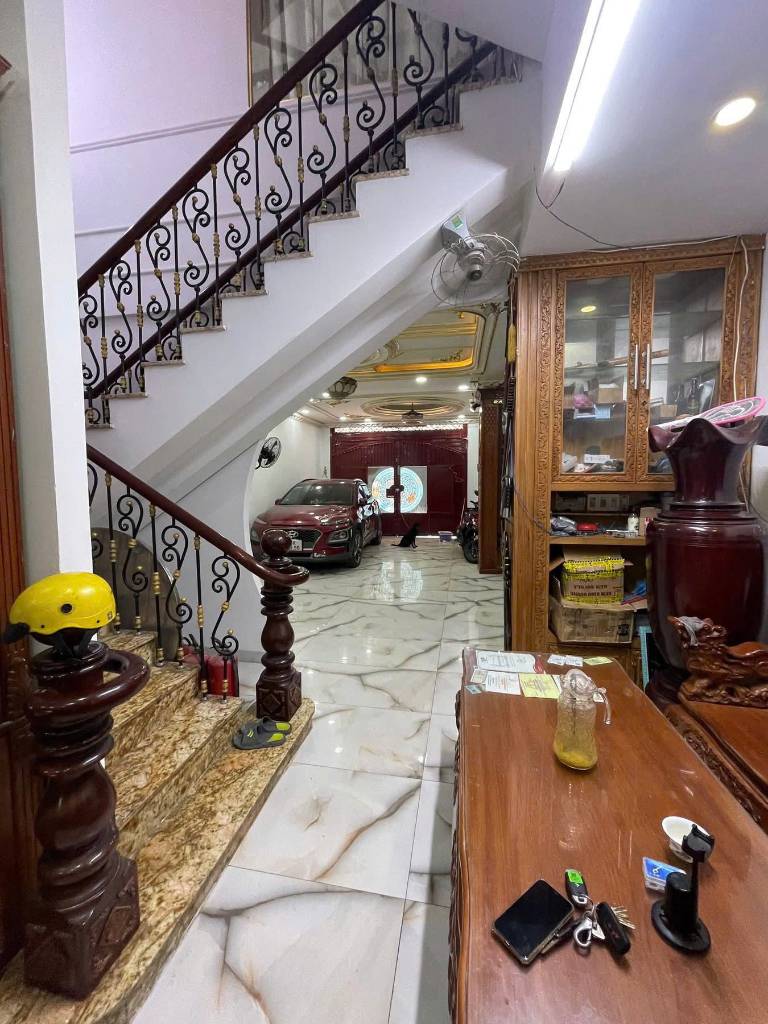 BÁN NHÀ ĐINH CÔNG TRÁNG, QUẬN 1, DT 4 x 20M, NHÀ CẤP 4, GIÁ 26 TỶ