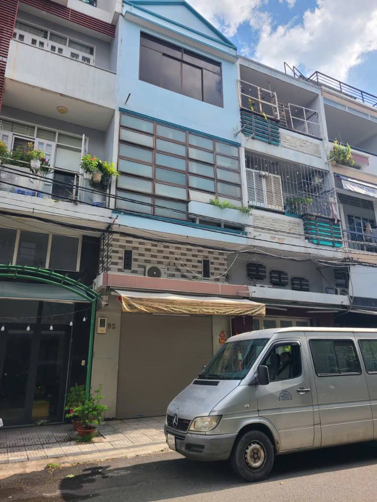 Bán nhà mặt tiền Cư Xá Bình Thới Quận 11, diện tích 4,3x16m 5 tầng, chỉ 18 tỷ