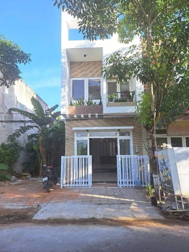 Chủ ngộp, cần bán gấp nhà Trần Chiên Cần Thơ, kdc đông đúc và phát triển chợ Cái Răng