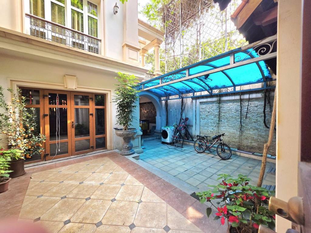 Bán liền kề Kim Mã, Ba Đình, thang Máy, oto, DT 289m2, MT 10m, giá 61.5 Tỷ