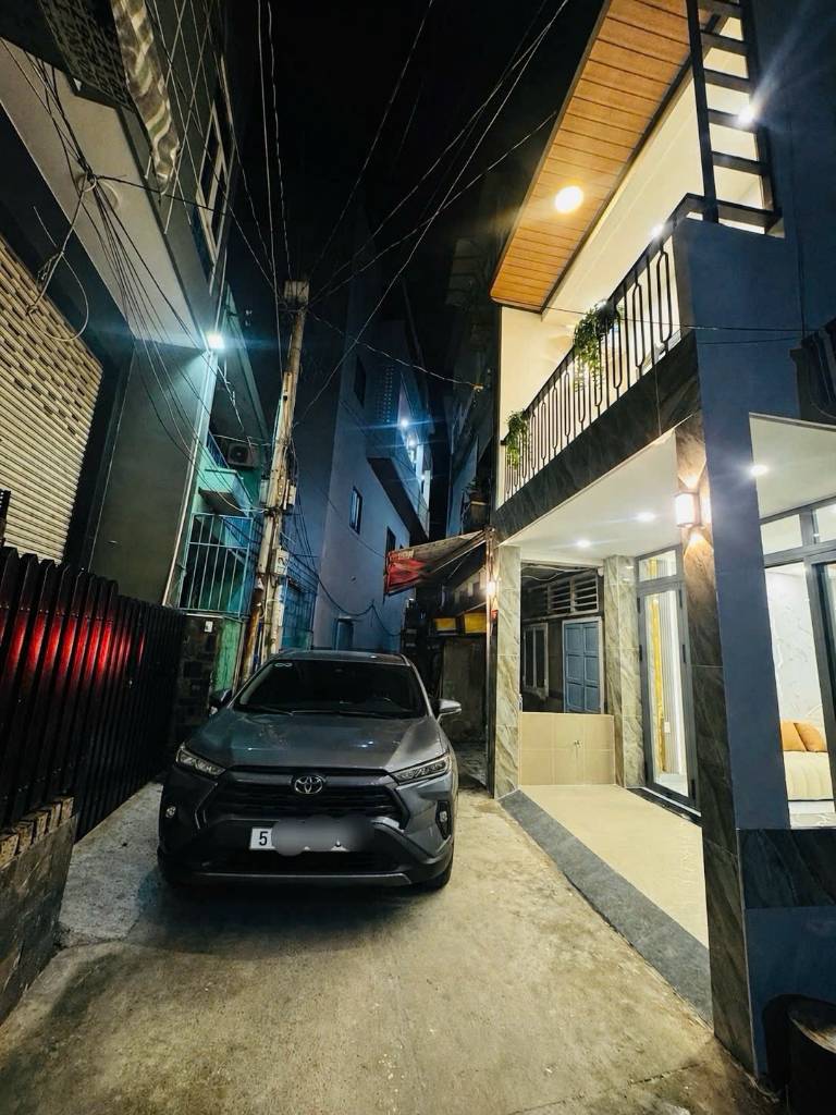 BÁN NHÀ MINH PHỤNG, QUẬN 11, NHÀ ĐẸP FULL NỘI THẤT XE 7 CHỖ ĐỖ CỬA, GIÁ 6,79 TỶ
