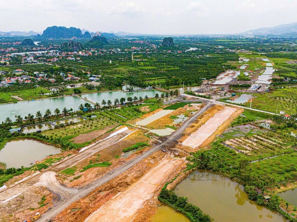 BÁN ĐẤT MẠO KHÊ QUẢNG NINH, VỊ TRÍ CỰC HIẾM, VIEW HỒ, PHÁP LÝ CHUẨN CHỈNH GẦN ĐH CÔNG NGHIỆP
