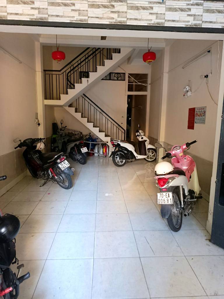 BÁN NHÀ MẶT TIỀN KINH DOANH PHÚ THẠNH, TÂN PHÚ, 10 PHÒNG DÒNG TIỀN DÒNG TIỀN NỔI BẬT 18TR/THÁNG