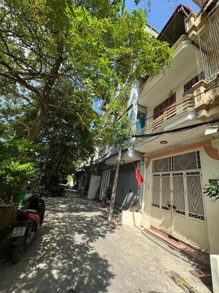 Nhà phân lô phố Tưởng Dân Bảo, Thanh Xuân, ngõ rộng, full nội thất, 50m2, 3 tầng