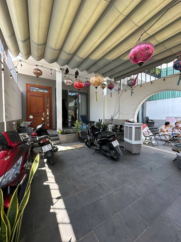 Bán nhà 5 tầng mặt tiền kênh Thạnh Lộc 15, Quận 12, gần Ngã Tư Ga, kinh doanh giá 7,9 tỷ