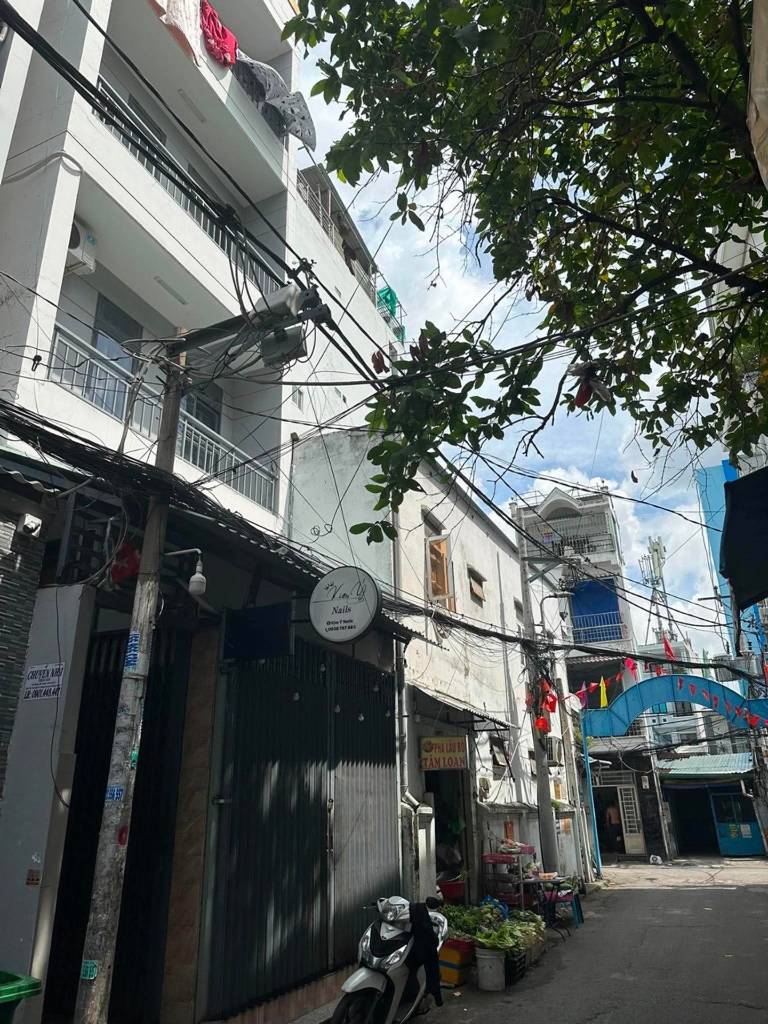 Bán căn hộ Huỳnh Tấn Phát, Quận 7, hẻm xe hơi, Dòng tiền 960 triệu, DT 124m² chỉ 17 tỷ