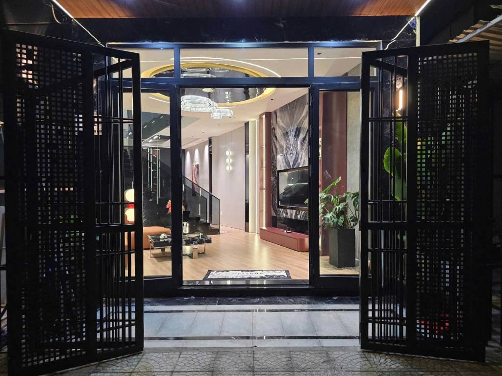 Bán nhà 3 tầng Châu Thượng Văn, Hải Châu, sổ hồng giá tốt 8.65 tỷ