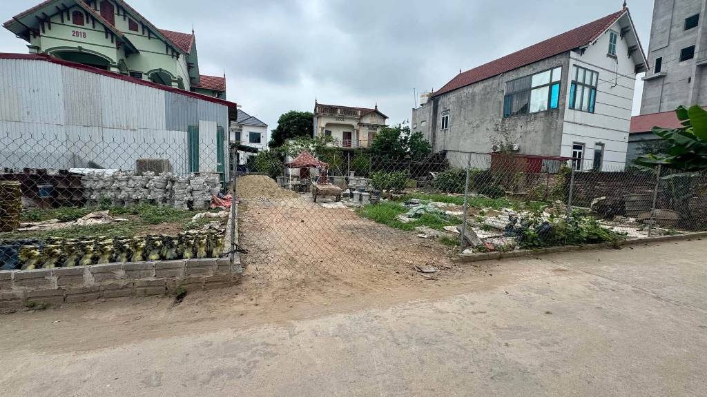 Bán đất thôn Quán Trạch - Văn Giang, Hưng Yên, dt 74m2, giá chỉ 3,7 tỷ