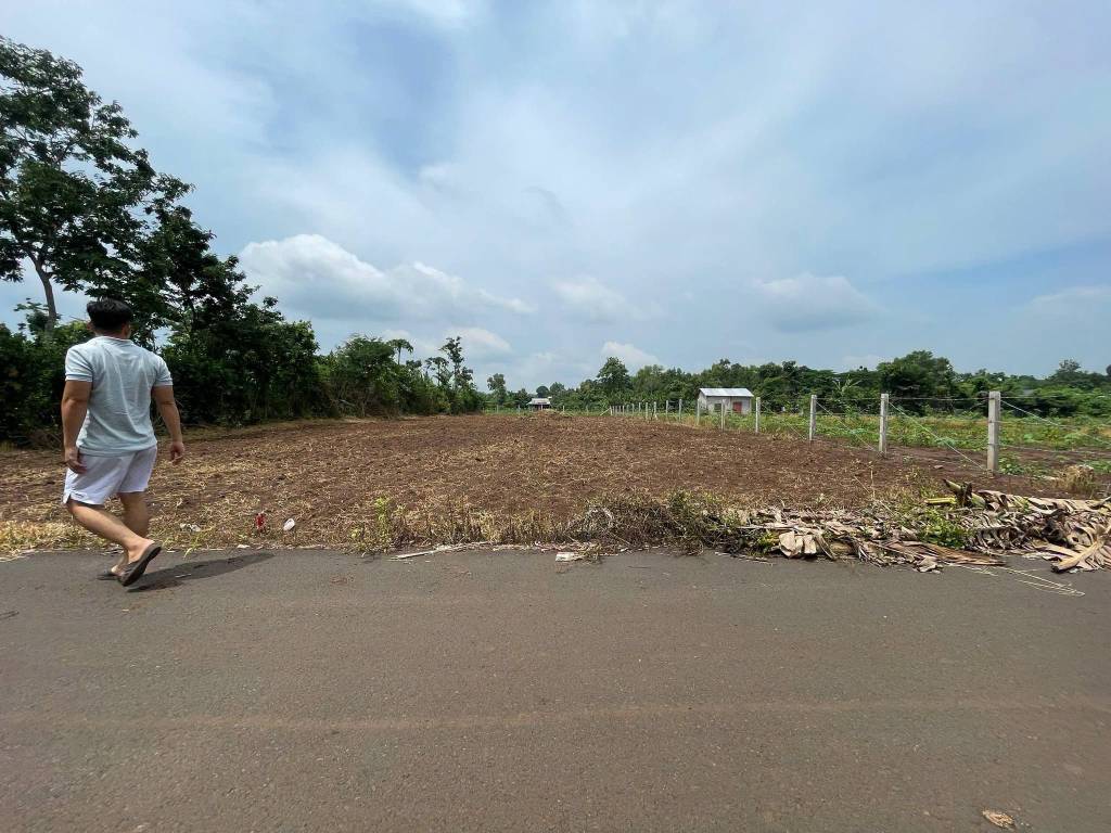 Bán đất Bà Rịa Vũng Tàu, 10x60m có 80m thổ cư, đường nhựa, thích hợp đầu tư, giá 1,25 tỷ