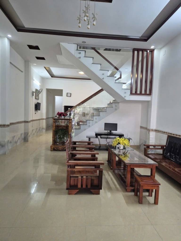 Bán nhà 2 tầng KĐT Phước Lý Liên Chiểu, dt 105m2, đường 7m5, giá nhỉnh 6 tỷ
