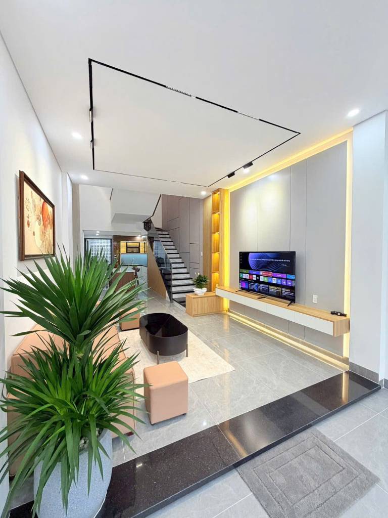 Bán nhà Phạm Đình Hổ Liên Chiểu, 3 tầng mới đẹp, mặt tiền đường 7m5, cách biển 50m