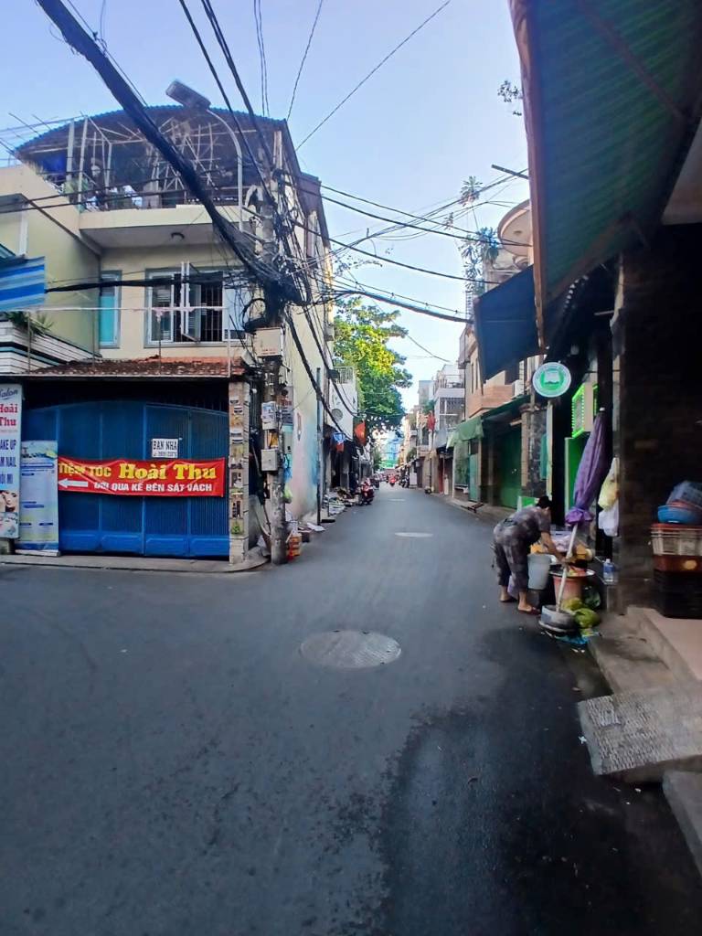 BÁN NHÀ GÓC 2 MẶT TIỀN NGUYỄN ĐÌNH CHIỂU, PHÚ NHUẬN, DT NGANG 6 DÀI 11M, GIÁ 12,5 TỶ
