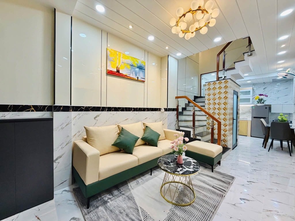 Bán nhà hẻm 1 Trục Nguyễn Duy Cung, Gò Vấp, DT 27m2, nhà sổ vuông, giá 3 Tỷ hơn